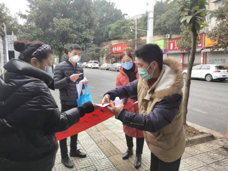 自贡恐龙博物馆疫情面前显担当（挂网定稿）1045.jpg